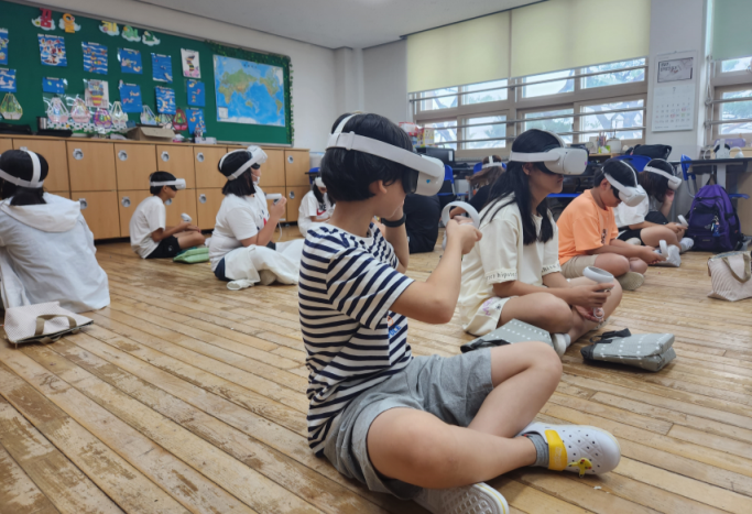 인천광역시교육청, 1학기 찾아가는 도서 지역 VR 안전체험교육 성료, 사진/인천시교육청 제공