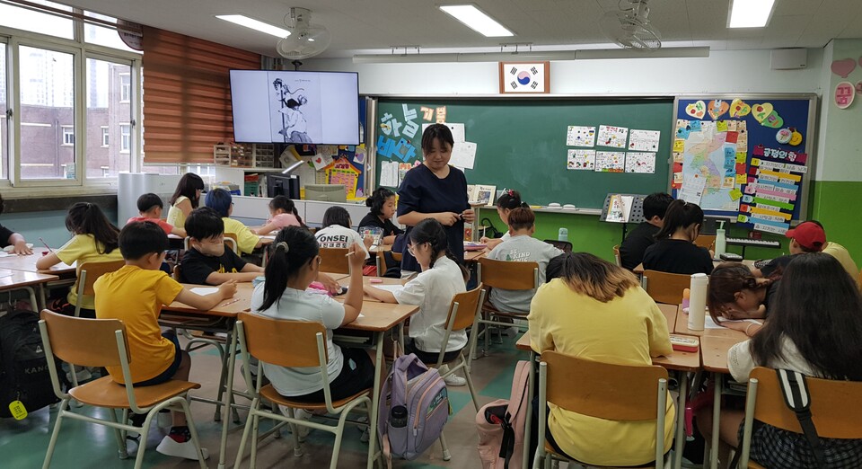 인천광역시교육청주안도서관, 글쓰기 역량 강화 프로그램 '질문과 사유의 글쓰기' 운영, 사진/인천시교육청 제공