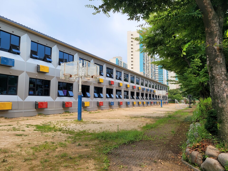 인천북부교육지원청, 부흥중 임시교사(묘둘러교실) 설치 완료, 사진/인천시교육청 제공