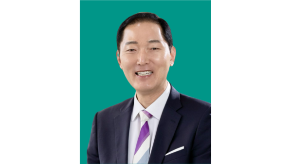 조용호 / 글로벌미래교육원 원장, KAIST 국가미래전략고위과정 수료, 저서 : 뉴 사피엔스 챗GPT(공저)