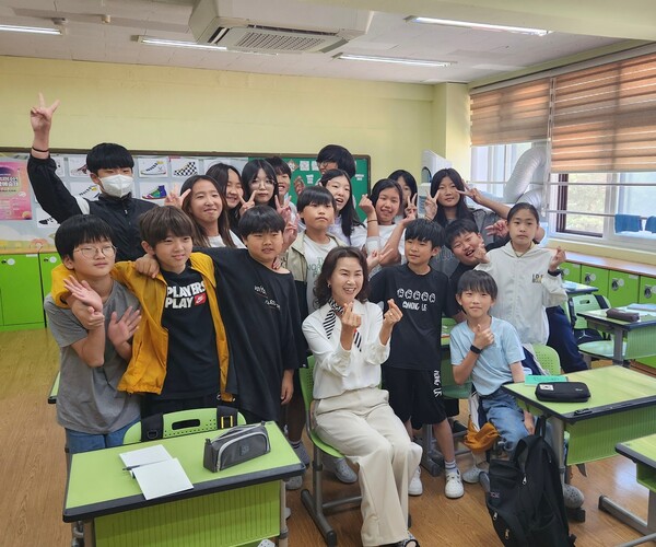 교육장과 함께하는 특별한 수업 모습, 사진/파주교육지원청 제공