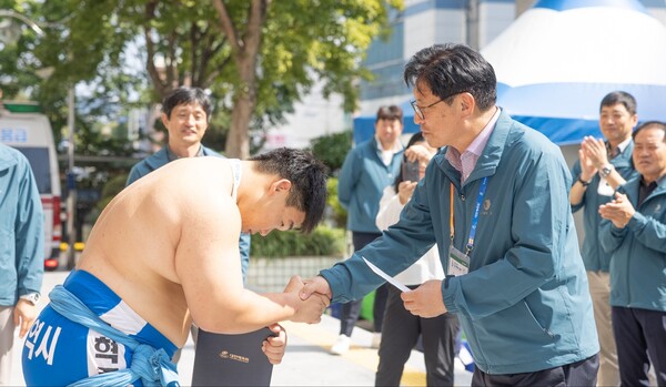 도성훈 인천광역시교육감,제105회 전국체육대회 인천 학생선수단 현지 격려했다. 사진 / 인천광역시교육청 제공