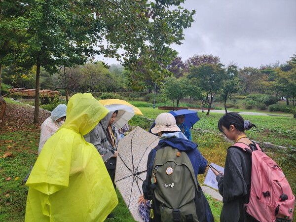 인천북부교육지원청,‘북부 그린멘토와 함께하는 AI 원적산 생태체험’ 운영했다. 사진 / 인천광역시교육청 제공