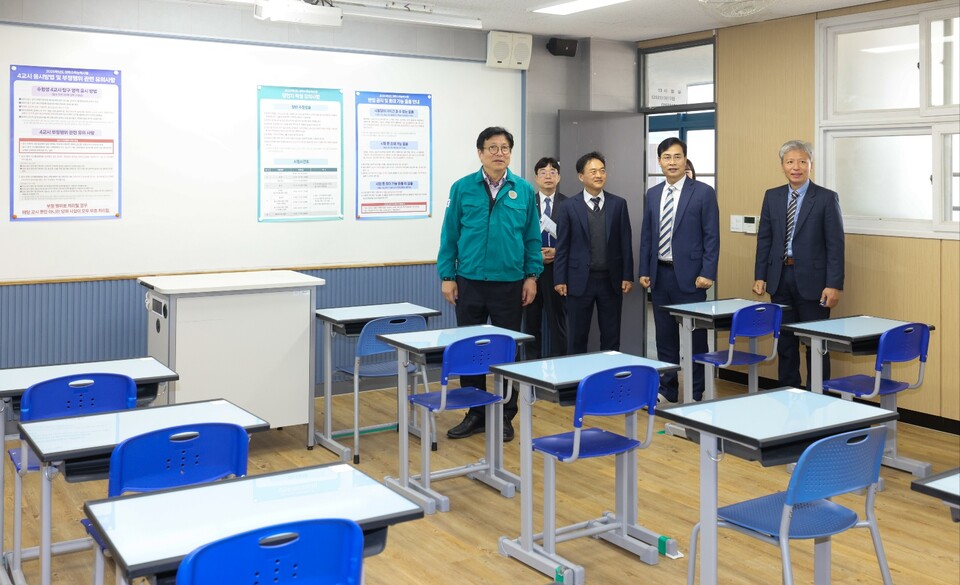 도성훈 인천광역시교육감,인천 효성고 방문 2025 수능 준비 상황 살폈다. 사진 / 인천광역시교육청 제공