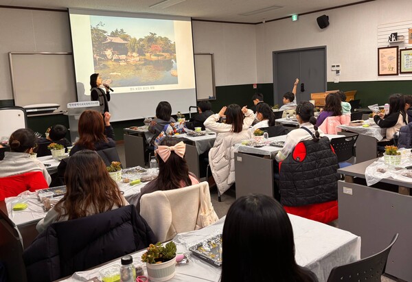 인천광역시북구도서관이  겨울독서교실 ‘세계 속의 한국’을 운영 중이다, 사진 / 인천광역시북구도서관 제공