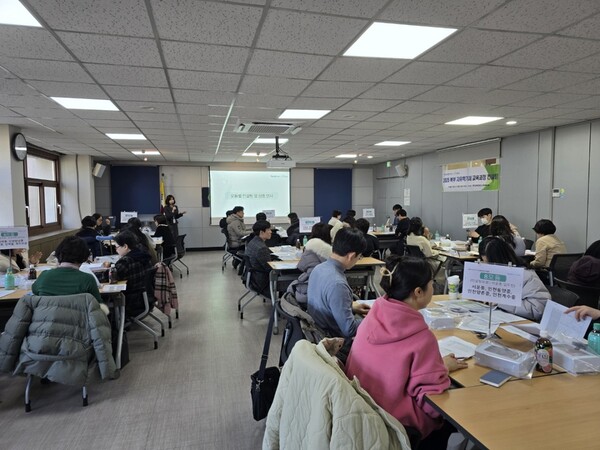 자유학기 교육과정 컨설팅 협의회를 실시하는 중이다, 사진 / 인천북부교육지원청 제공