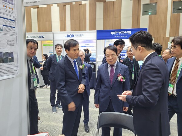 인천국제환경컨펙스 행사를 진행 중이다, 사진 / 인천광역시청 제공