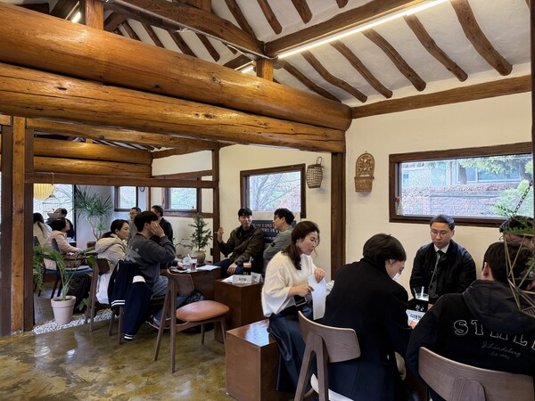 관내 중학교와 초등학교를 대상으로 ‘학생생활교육 지구별 네트워크 구축을 위한 협의회’를 진행 중이다, 사진 / 인천남부교육지원청 제공