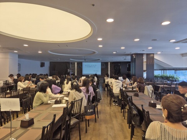  ‘수업평가혁신실천교사 나눔의 날’을 운영 중이다, 사진 / 인천광역시교육청 제공