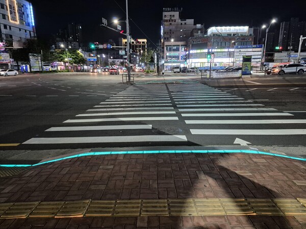 작전역 스마트 횡단보도 설치 이미지 / 인천광역시청 제공