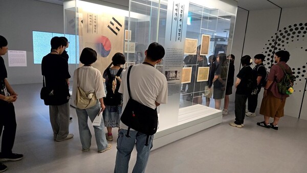 ‘2025 한중 미래다지기 프로젝트’를 국립대한민국임시정부기념관에서 진행 중이다, 사진 / 인천광역시교육청 제공