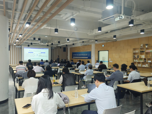 ‘AI 활용 실전업무 역량강화 교육’ 현장, 사진 / 서울경제진흥원 제공