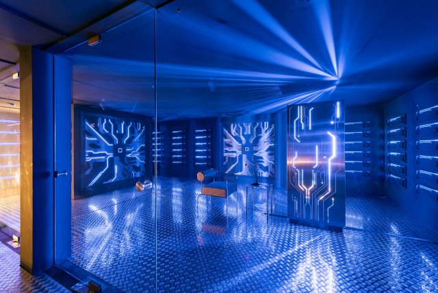 큐레이토리얼 프로덕션 ‘팀서화’가 기획한 금성출판사 창립 60주년 기념 특별전 ‘기록하는 사람들’ 전시 전경, 사진 / 큐레이토리얼 프로덕션 팀서화 제공